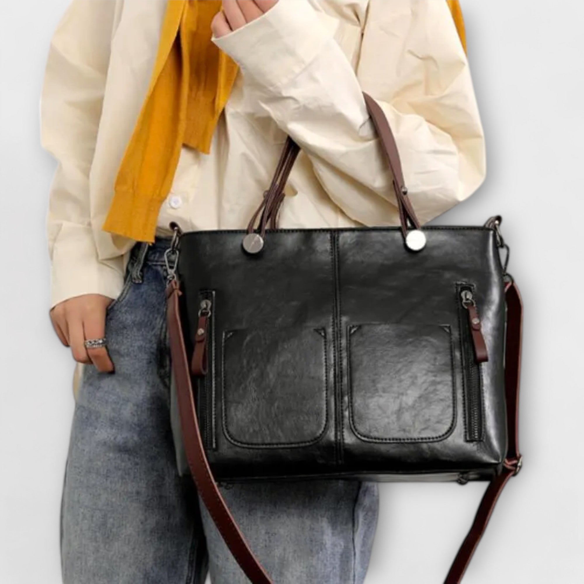 Maria. - Bolsa de couro elegante